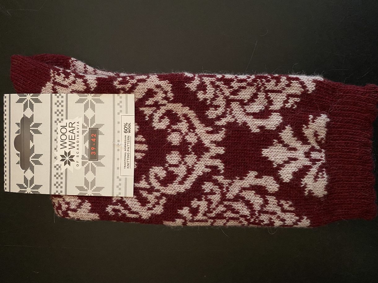 wollstrümpfe aus 60 % Wolle mit klassischem Damastmuster