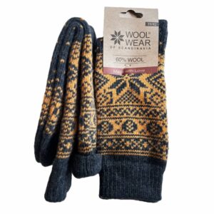 Lammwollsocken in schönen modernen Farben