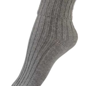 Rippstricksocken aus Alpakawolle
